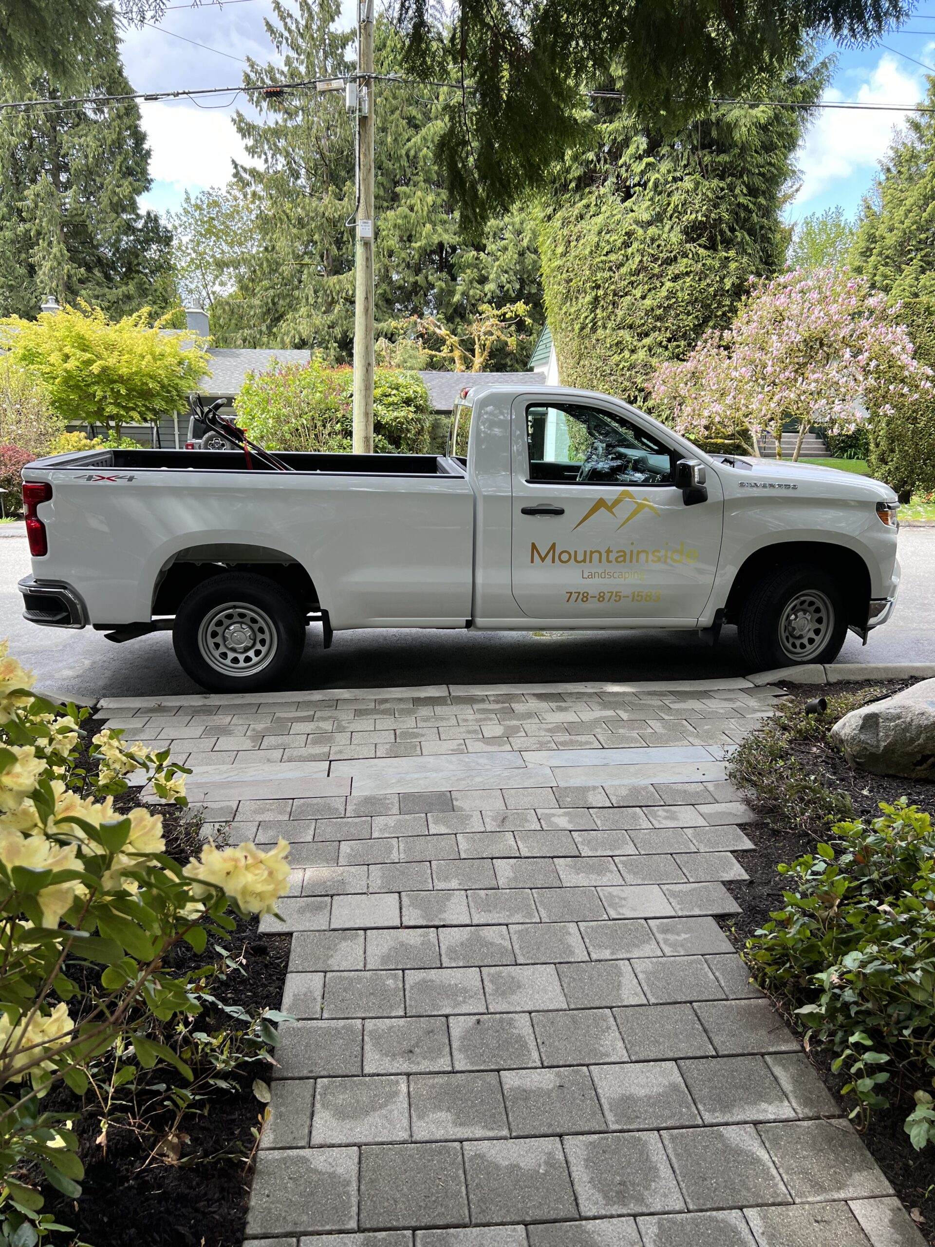 Gallery Mountain Side Landscaping
